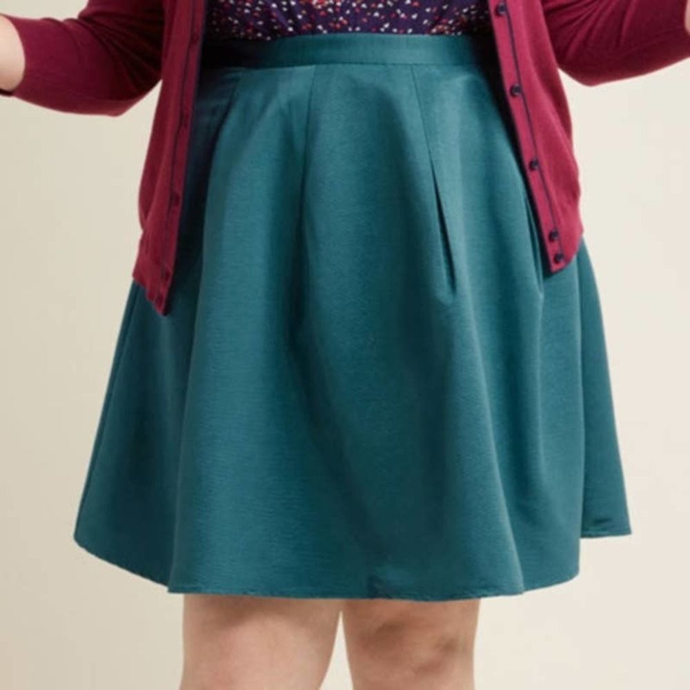 Modcloth Ethereal Expressions Pleated Teal Skirt with Pockets